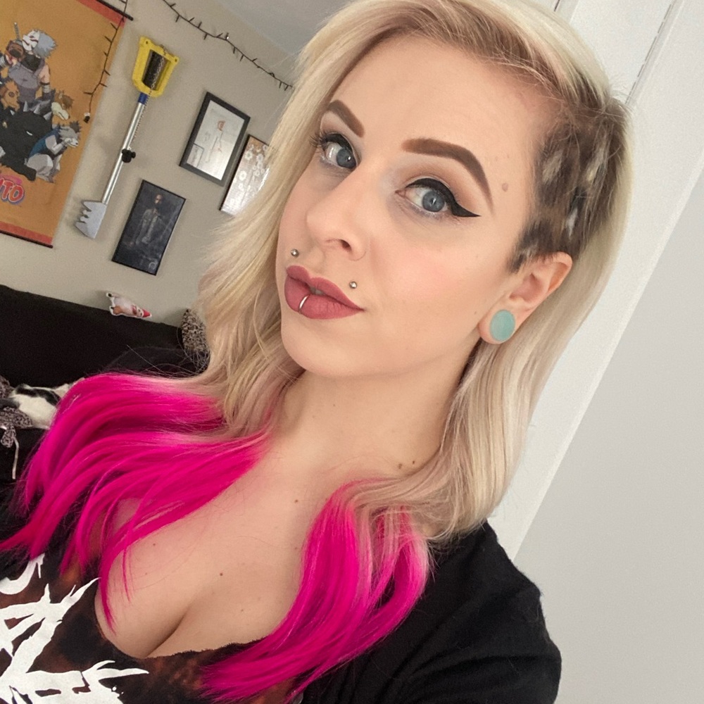 Meet your Posher, Nikki